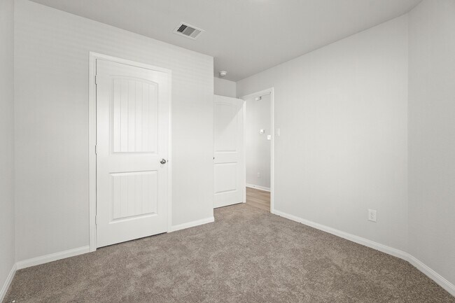 Building Photo - 5345 Basquiat Dr