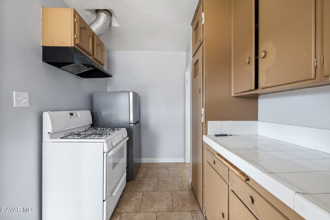 Building Photo - 45104 Date