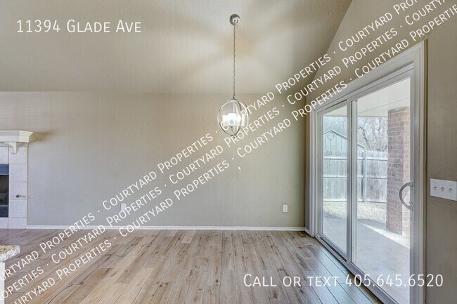 Building Photo - 11394 Glade Ave