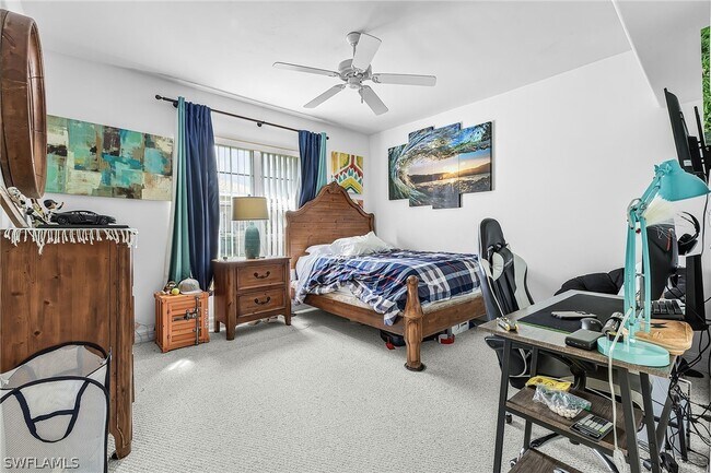 Building Photo - 2031 Teagarden Ln