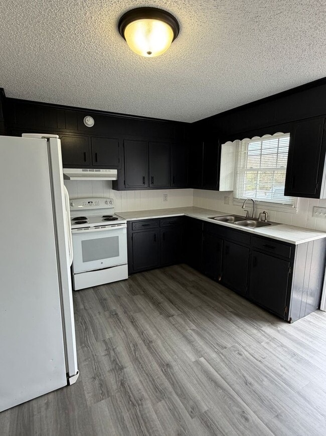 Building Photo - 141 Quita Cir