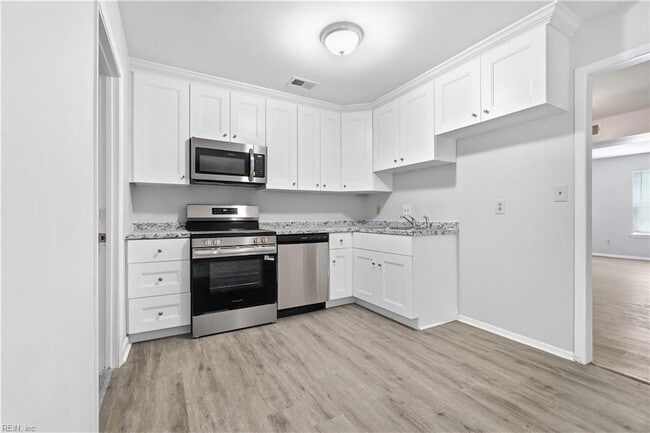 Building Photo - 1261 Clydesdale Ln