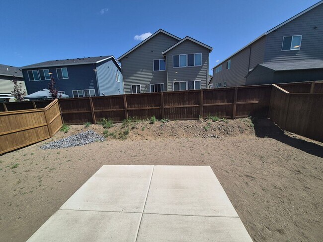 Building Photo - NEW - 4 BR/2.5 BA Plus office in Acadia Pointe