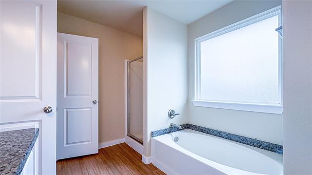 Building Photo - 9922 Ironhorse Dr