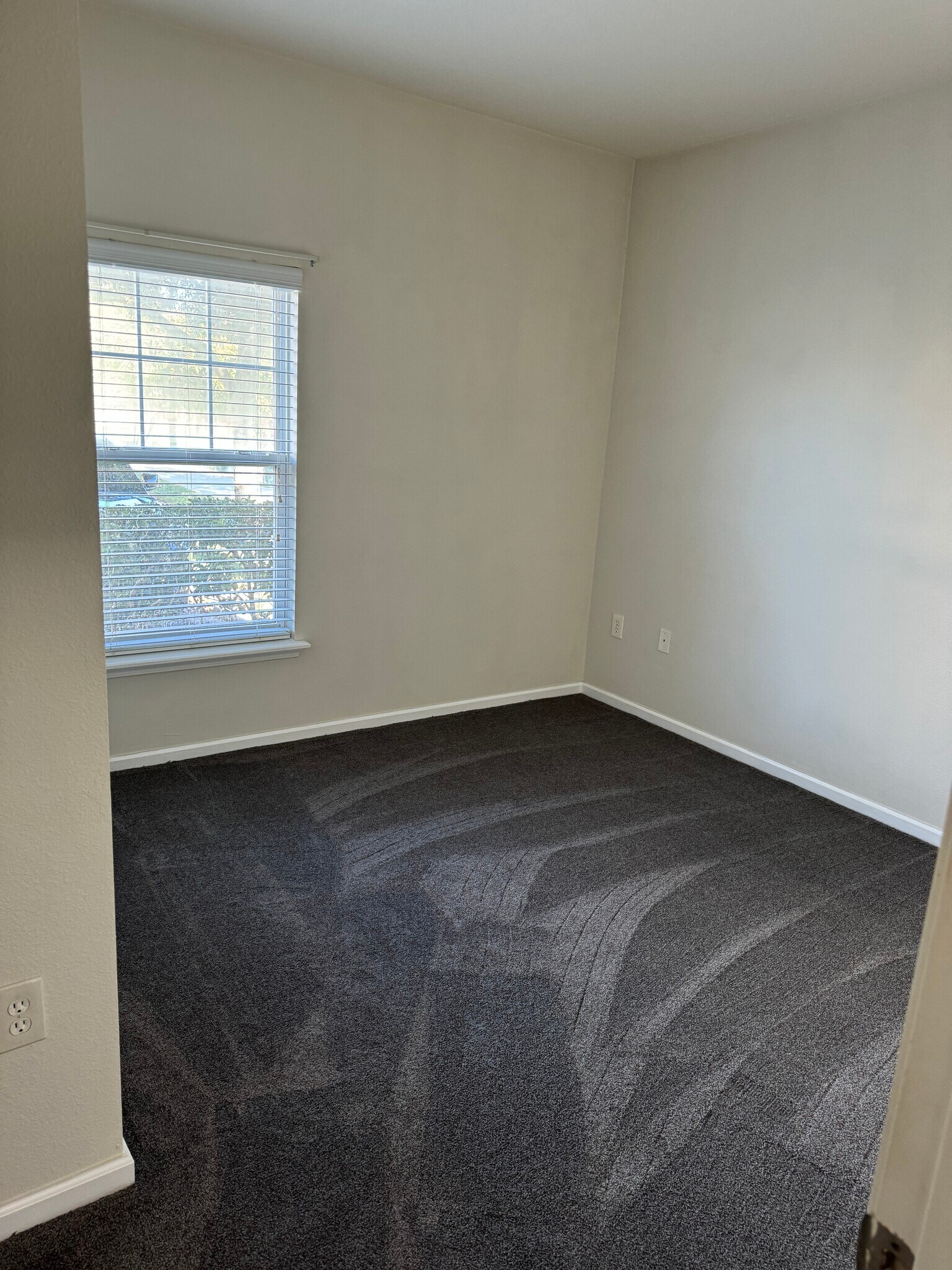 Building Photo - 4917 Key Lime Dr