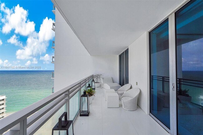 Building Photo - 3535 S Ocean Dr