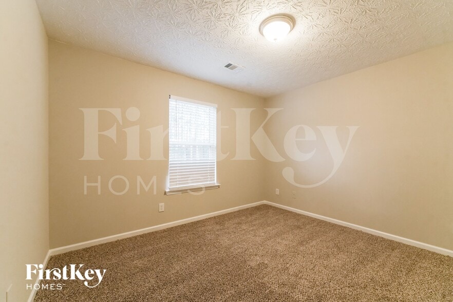 Building Photo - 276 Weatherstone Pointe Dr