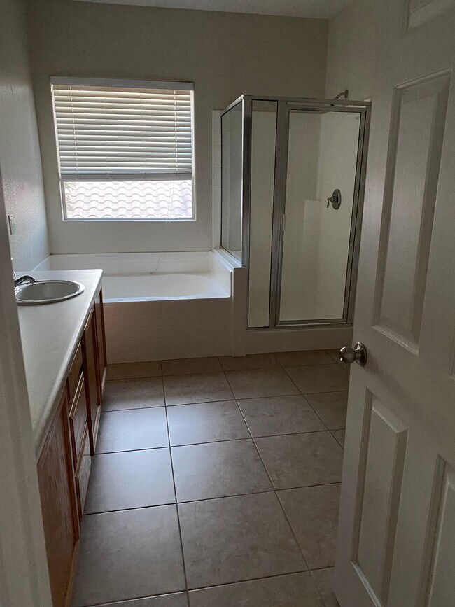 Building Photo - DOWITCHER