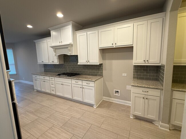 Building Photo - 27027 Oleander Chase