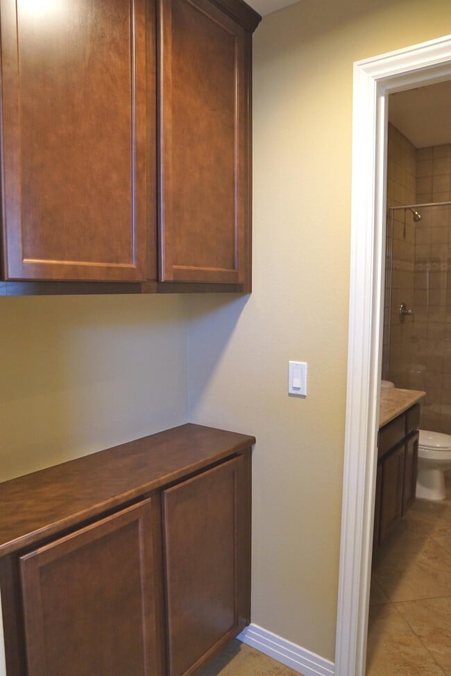 Building Photo - 80052 Silver Sage Ln