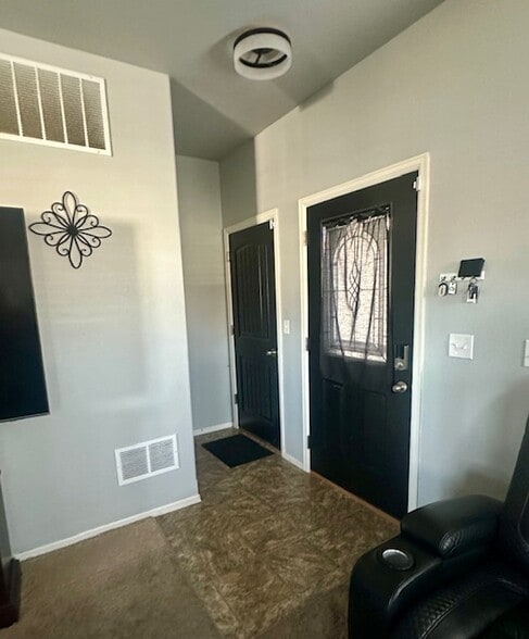 Building Photo - 2010 O'Neal Cir