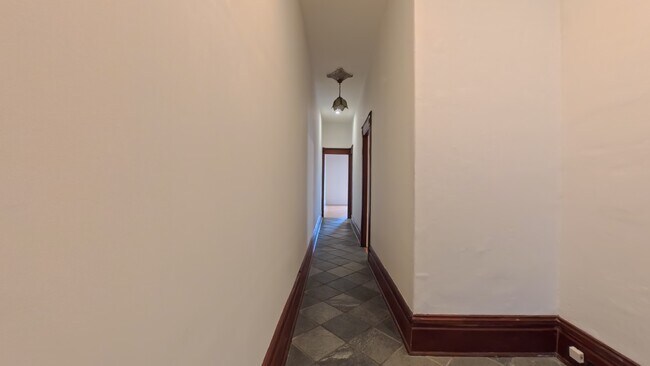 Building Photo - 1818 Webster-