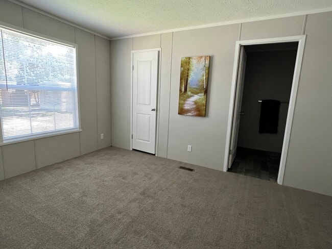Building Photo - 5168 Tokay Dr