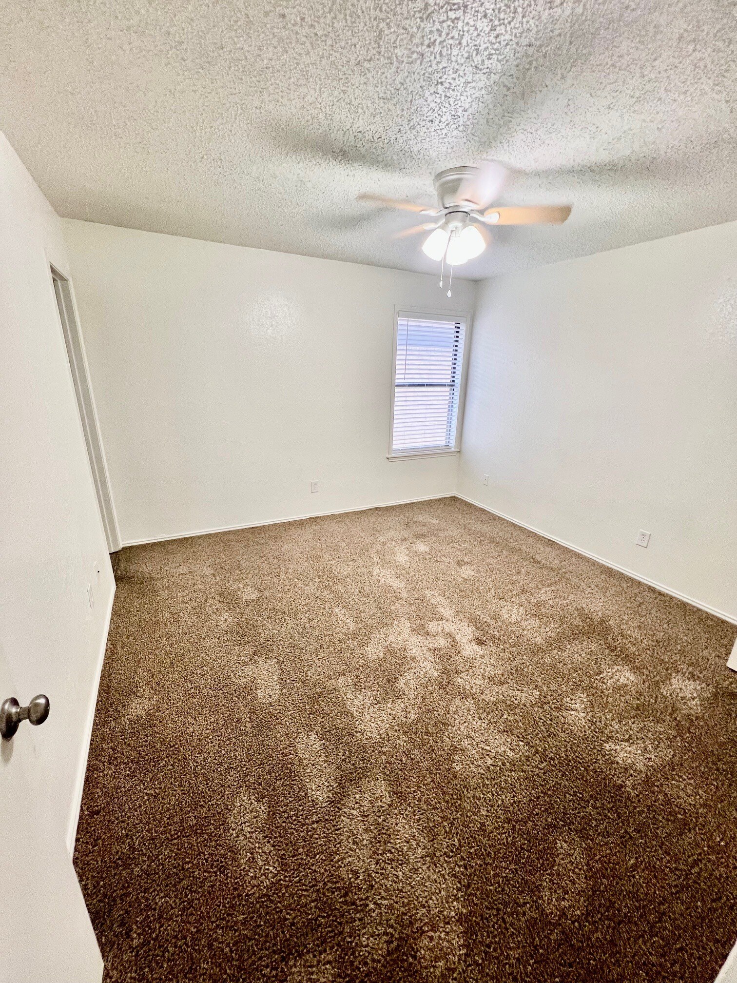 Building Photo - 475 Industrial Dr W