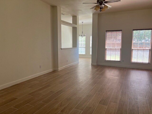 Building Photo - 1116 Cimarron Ct