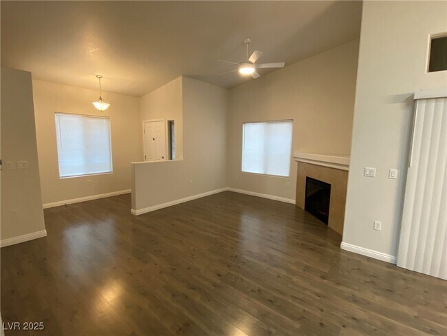 Building Photo - 8805 Jeffreys St