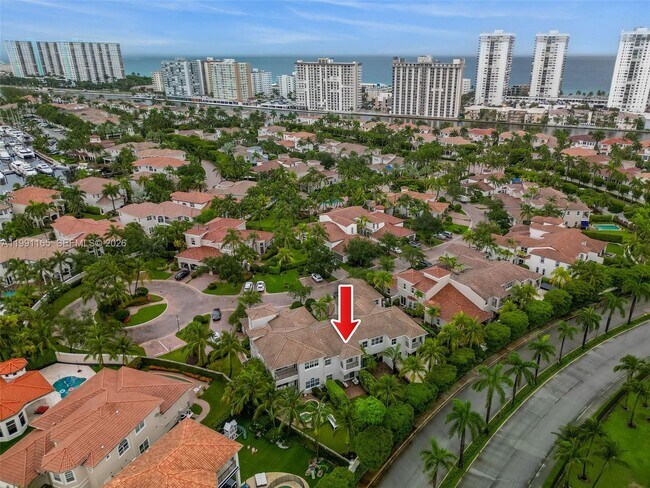 Building Photo - 896 Spinnaker Dr