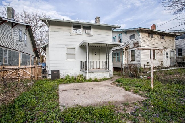 Building Photo - 3817 S Benton Ave