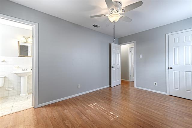 Building Photo - 2304 Meadow Crest