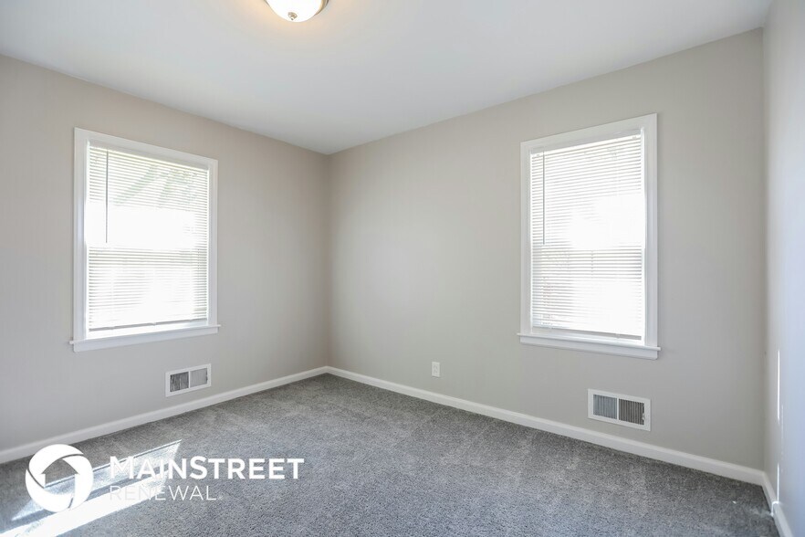 Building Photo - 10002 Wheeling Ave