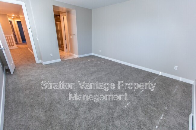 Building Photo - 3855 S McQueen Rd