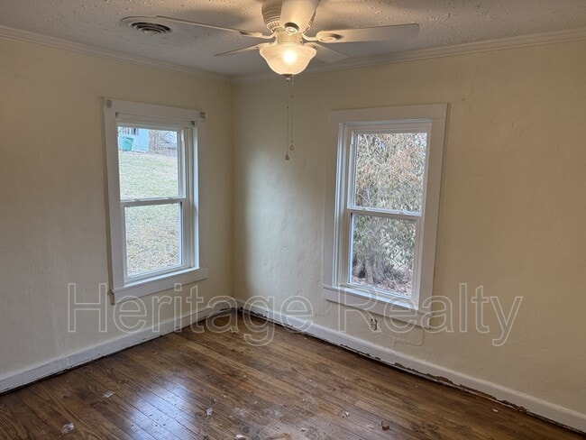 Building Photo - 2518 Jones St