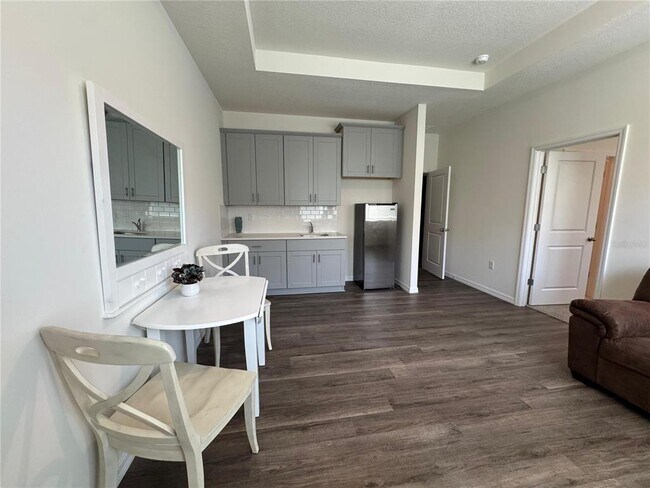 Building Photo - 3321 Arch Ave