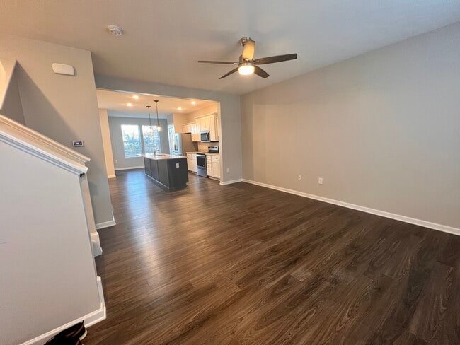 Building Photo - 177 Falling Leaf Ln