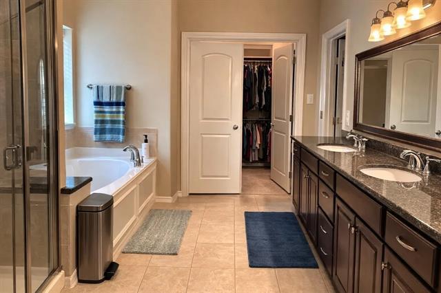 Building Photo - 14091 Doonan Crossing