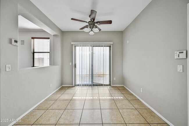 Building Photo - 7104 S 7th Ln