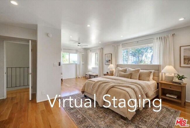 Building Photo - 9634 Via Rimini