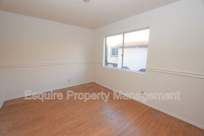 Building Photo - 3163 Kelp Ln