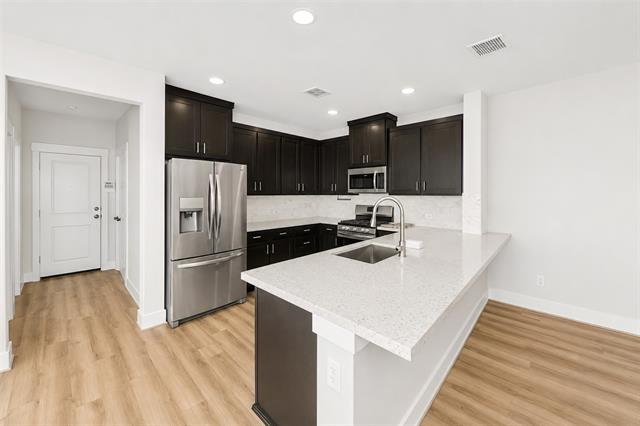Building Photo - 7537 Reis Ln