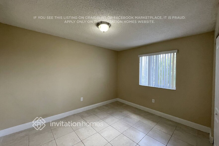 Building Photo - 18118 SW 154 Ct