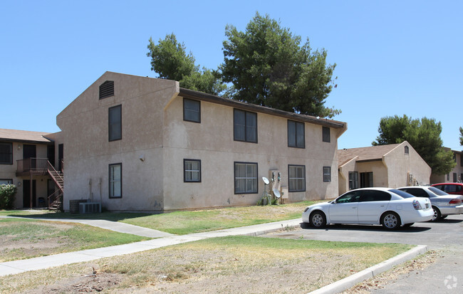 Primary Photo - Palm Shadows Apartments