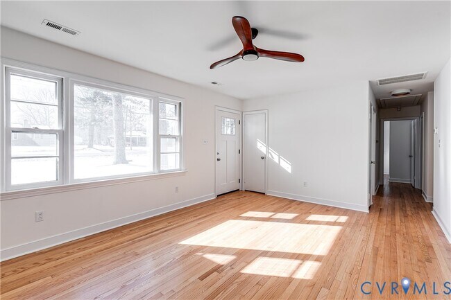 Building Photo - 5532 Jessup Rd