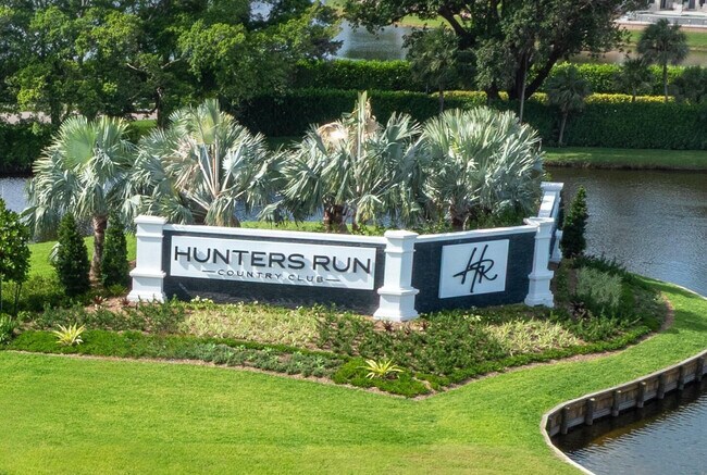 Building Photo - 18 Bristol Ln