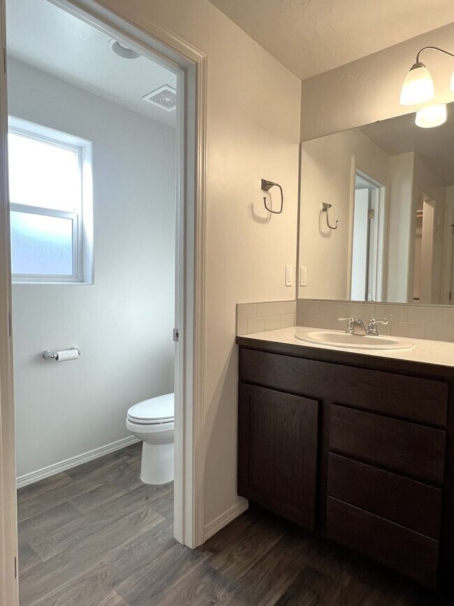 Building Photo - Beautiful 3 bed 2 bath home in Caldwell ju...