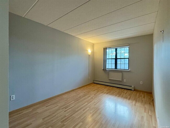 Building Photo - 68-05 242nd St