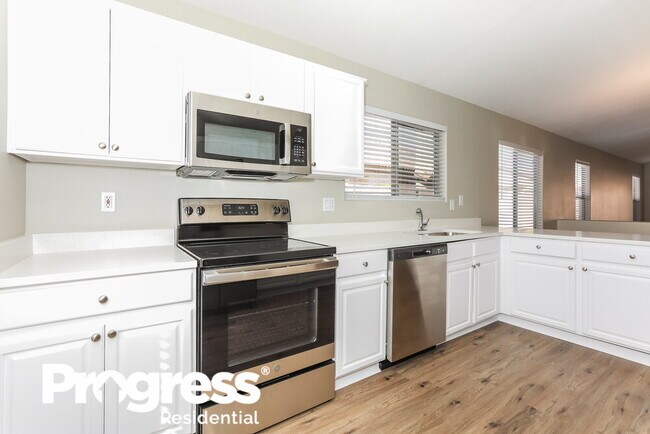 Building Photo - 10264 E Crescent Ave