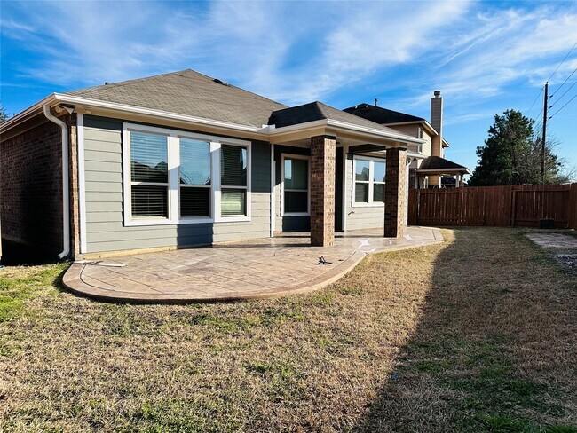 Building Photo - 25827 Rustica Dr