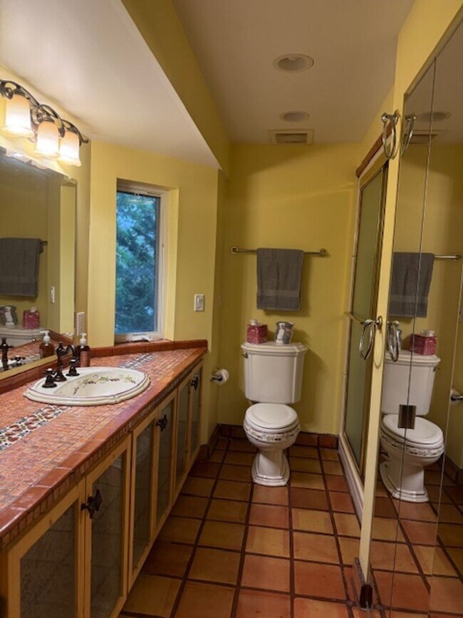 Building Photo - Potomac View