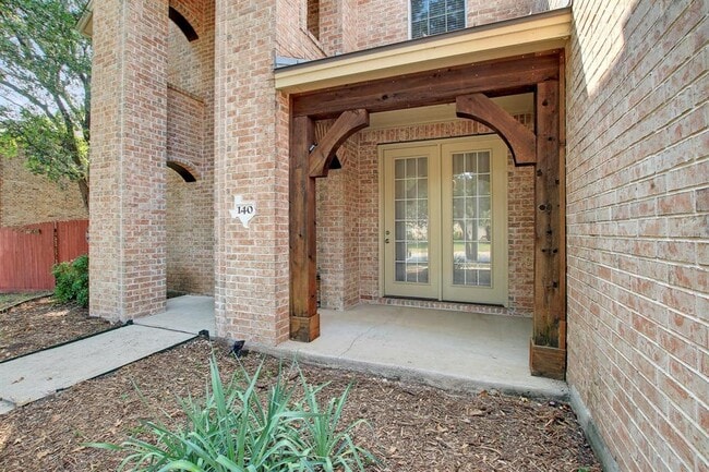 Building Photo - 140 Fairwood Dr