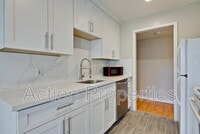 Building Photo - 255 S Rengstorff Ave