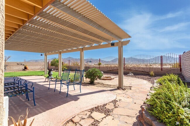 Building Photo - 10605 S Del Vista Dr