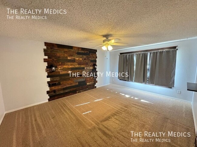 Building Photo - 2938 Daybreak Dr