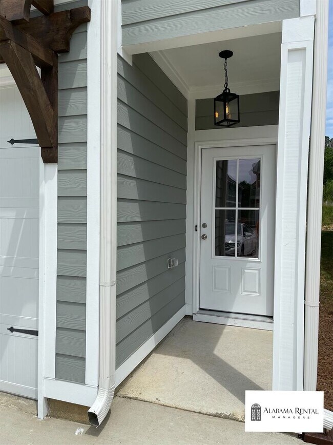 Building Photo - Beautiful Home for Rent in Calera, AL... A...