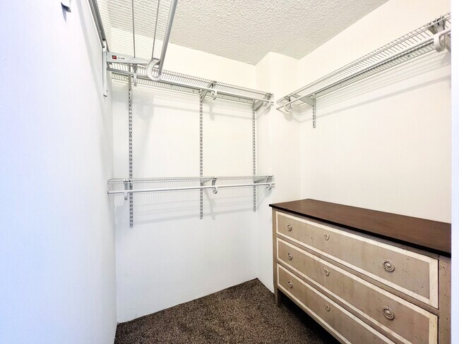Building Photo - 5300 Holmes Run Pky