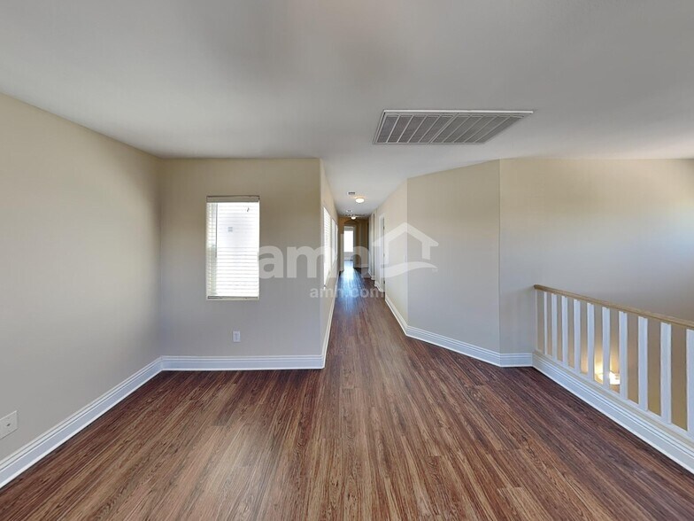 Building Photo - 8845 Red Fox Dr