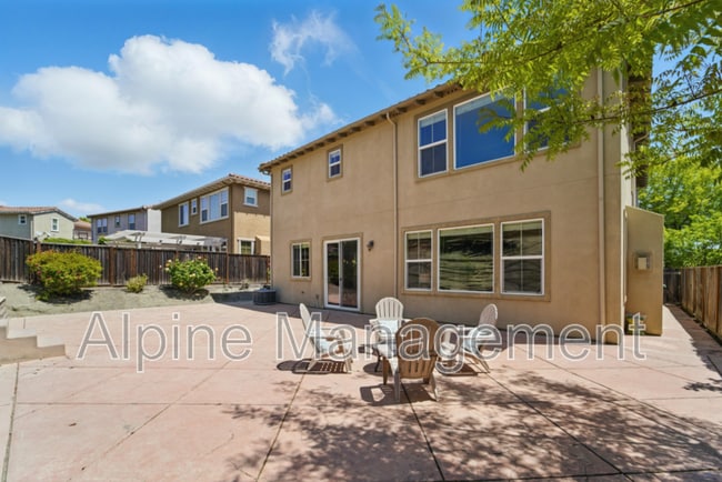 Building Photo - 5109 Campion Dr